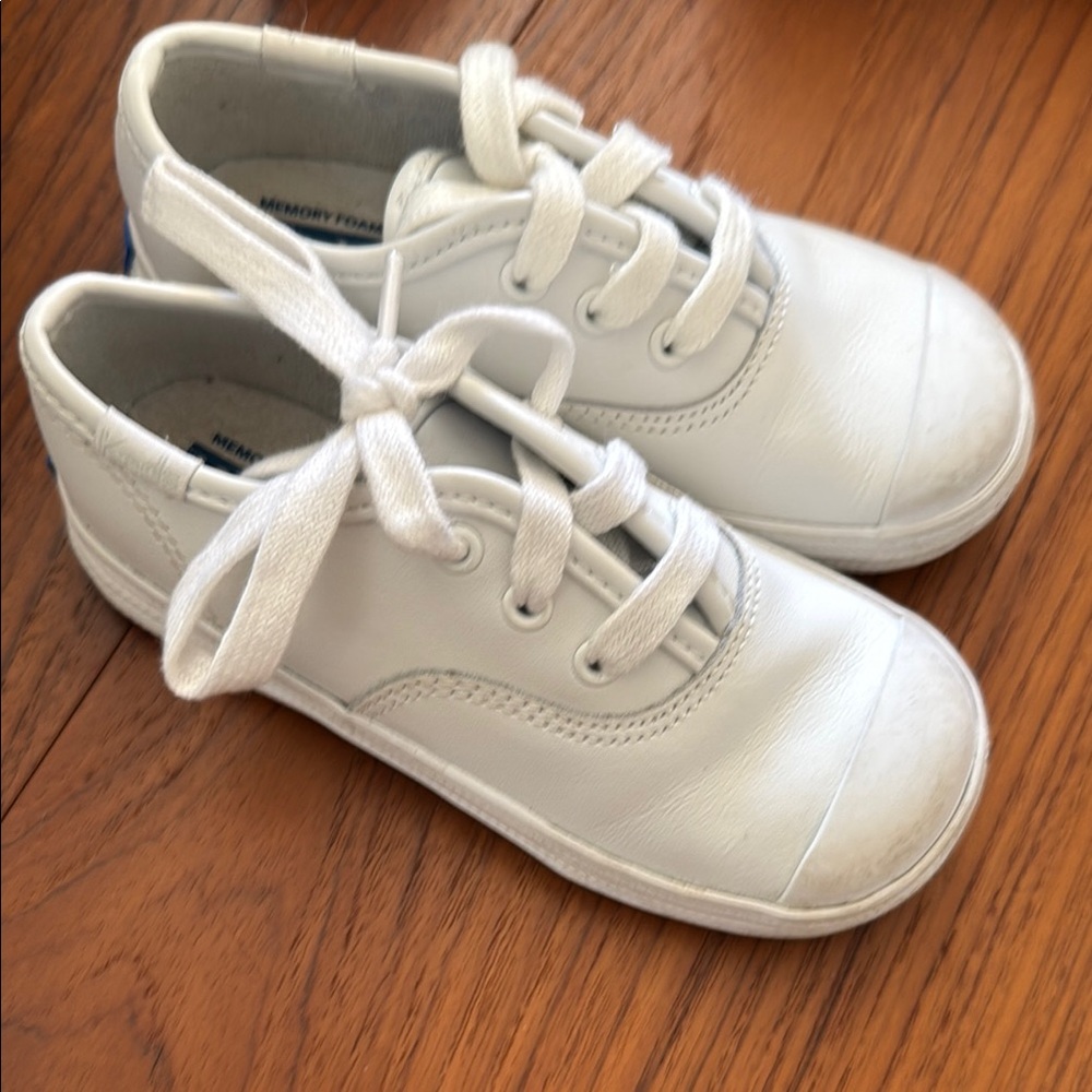 Keds White Canvas Sneakers Classic Style